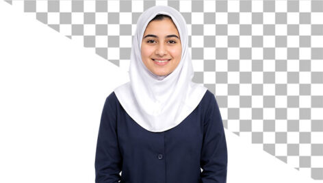 دانلود عکس دختر دانش آموز با مقنعه سفید PNG | طرح اول مهر مدارس